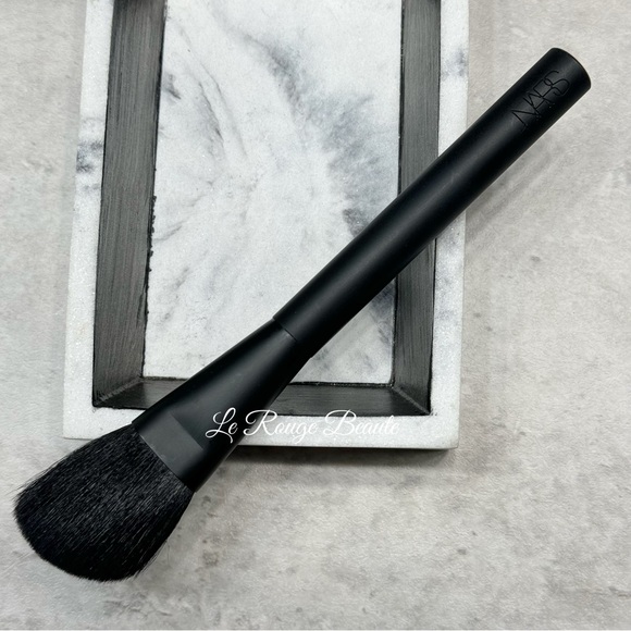 NARS #21 contour / highlighter brush - Picture 1 of 4